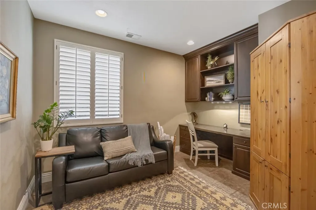 25640 Shaw, Stevenson Ranch, California 91381 home-pic-40
