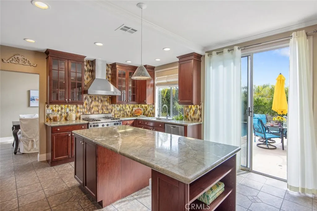 25640 Shaw, Stevenson Ranch, California 91381 home-pic-14