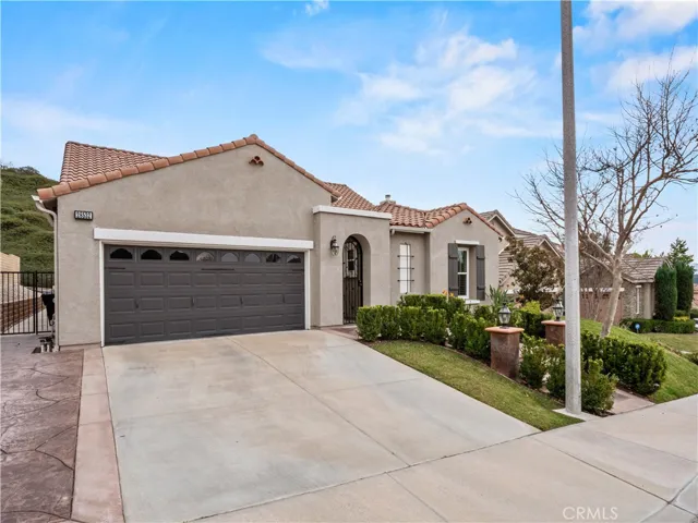 28532 Agajanian, Saugus, California 91390