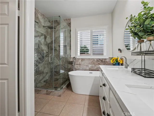 28532 Agajanian, Saugus, California 91390