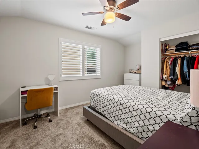 28532 Agajanian, Saugus, California 91390