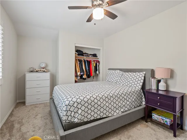 28532 Agajanian, Saugus, California 91390