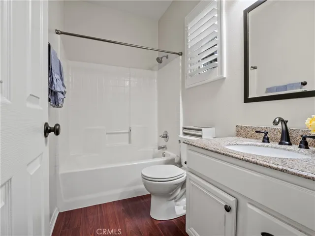 28532 Agajanian, Saugus, California 91390