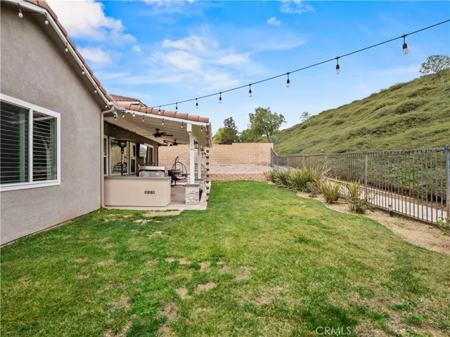28532 Agajanian, Saugus, California 91390