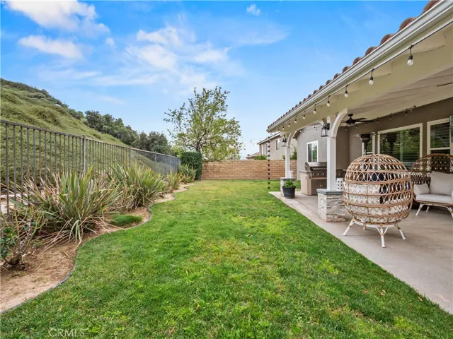 28532 Agajanian, Saugus, California 91390