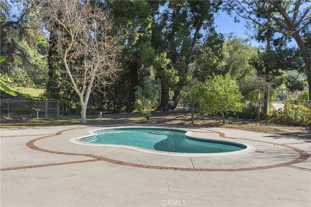 10320 Valley Glow, Sunland, California 91040 home-pic-44