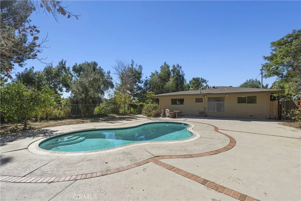 10320 Valley Glow, Sunland, California 91040 home-pic-45