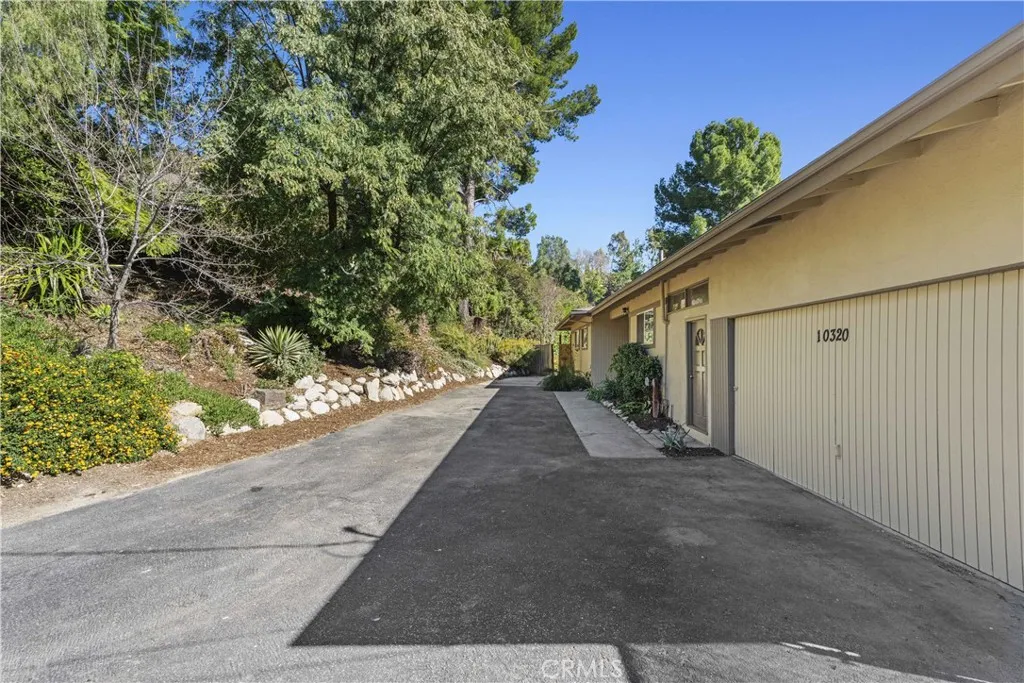 10320 Valley Glow, Sunland, California 91040 home-pic-51