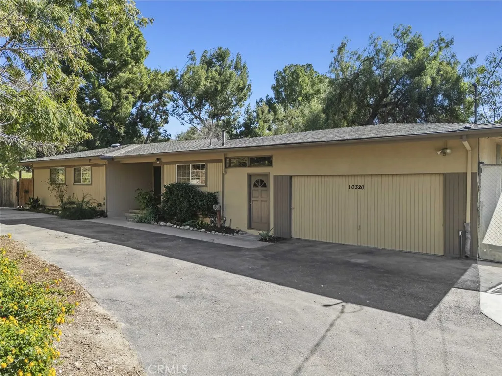 10320 Valley Glow, Sunland, California 91040 home-pic-2