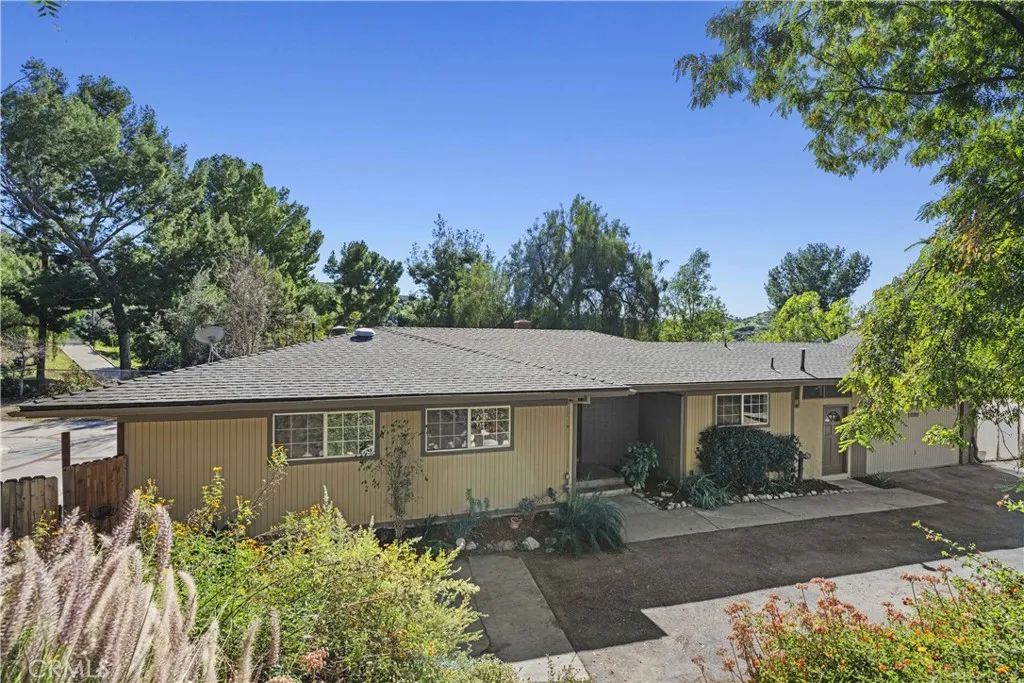 10320 Valley Glow, Sunland, California 91040 home-pic-0