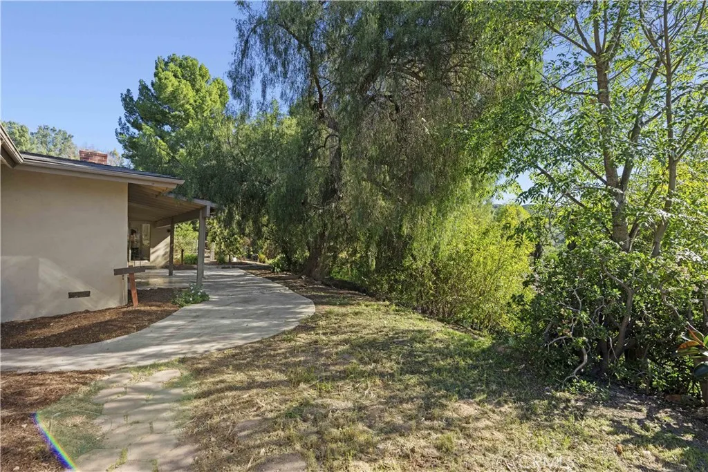 10320 Valley Glow, Sunland, California 91040 home-pic-48
