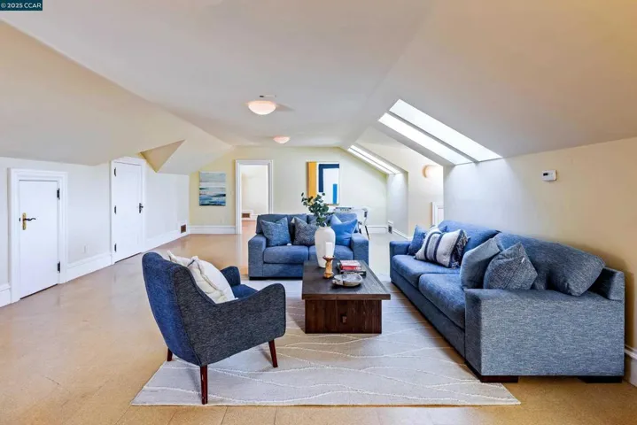 25 25 Crocker Ave, Piedmont, California 94611