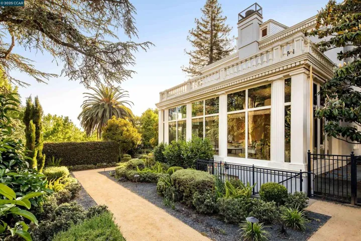 25 25 Crocker Ave, Piedmont, California 94611