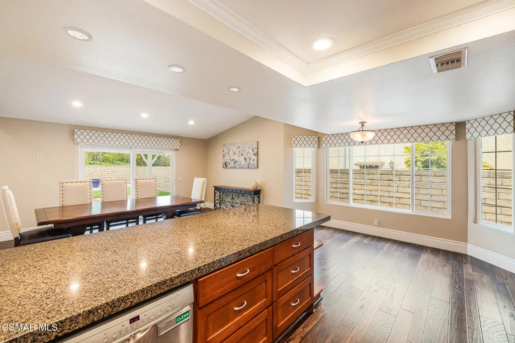 4067 Weeping Willow Drive, Moorpark, California 93021 home-pic-10
