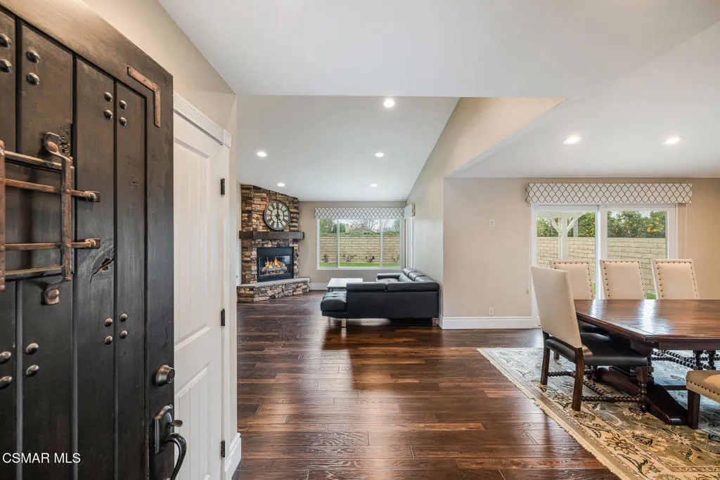4067 Weeping Willow Drive, Moorpark, California 93021 home-pic-4
