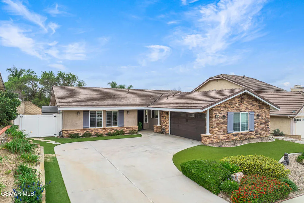 4067 Weeping Willow Drive, Moorpark, California 93021 home-pic-0