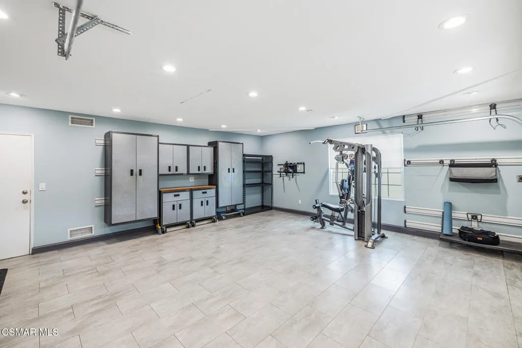 4067 Weeping Willow Drive, Moorpark, California 93021 home-pic-35
