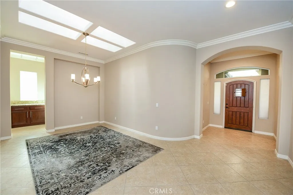 24112 Augusta, Corona, California 92883 home-pic-9