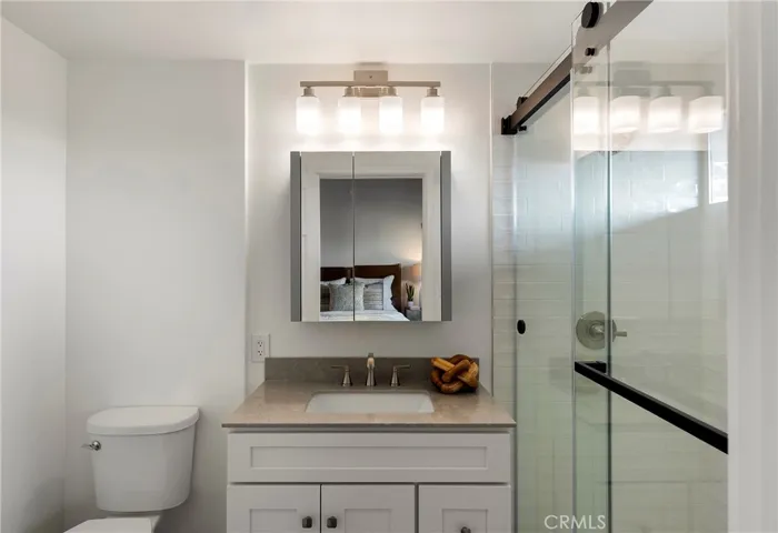 Bath #3 en-suite Bedroom #4
