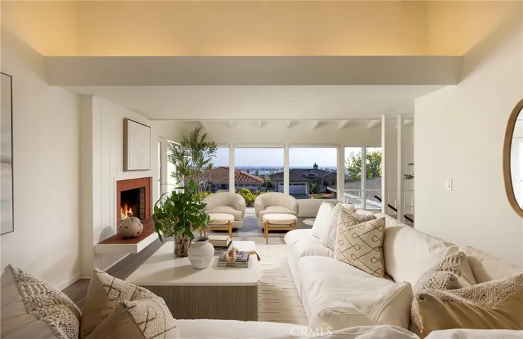 Harbor, Ocean and Catalina views from
