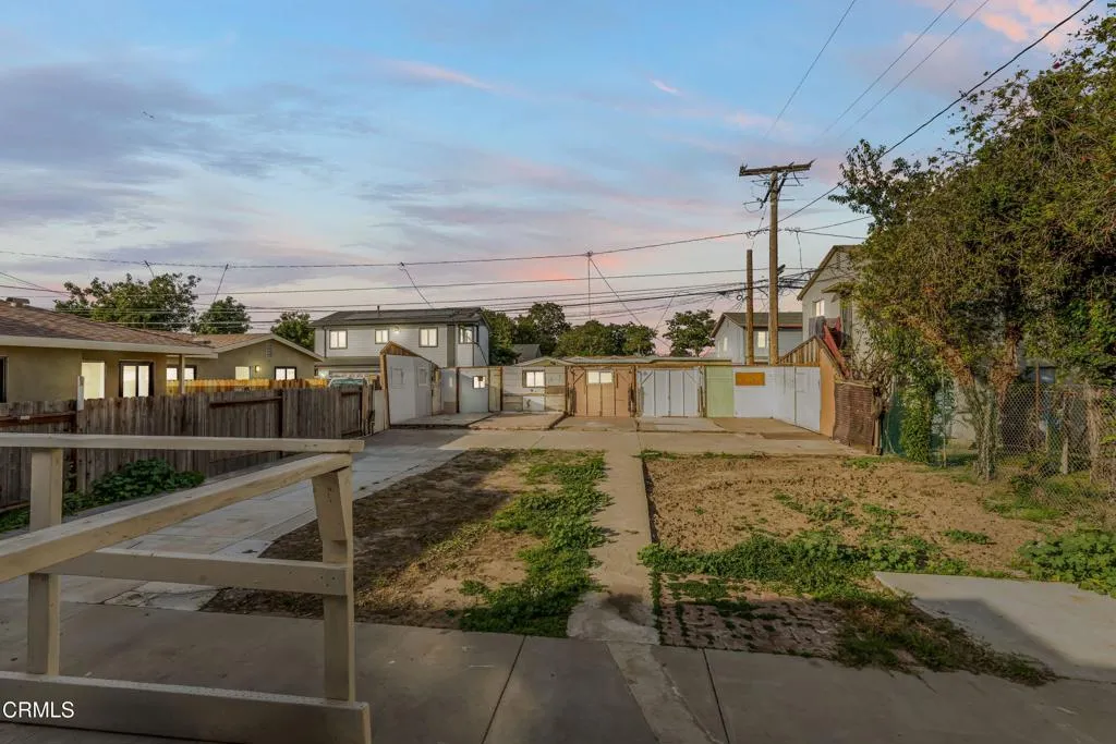 425 W 1st Street, Oxnard, California 93030 home-pic-13