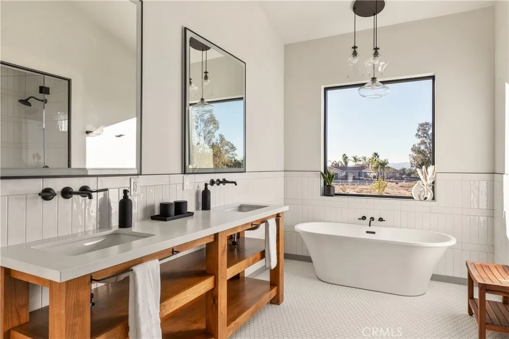 39241 Corte Venture, Temecula, California 92592 home-pic-19