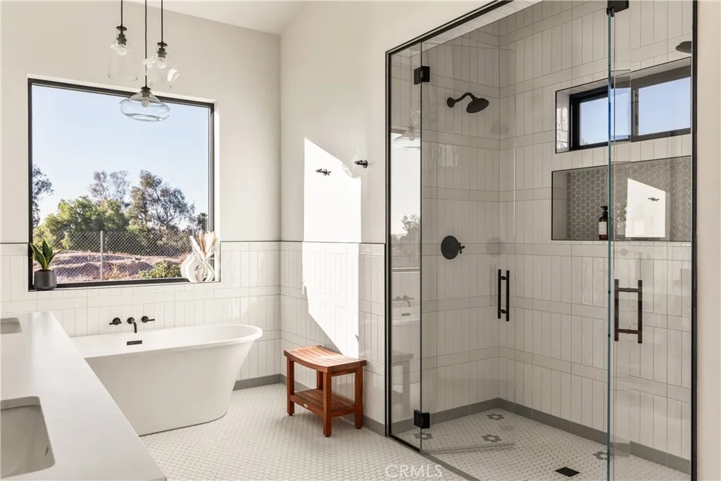 39241 Corte Venture, Temecula, California 92592 home-pic-18