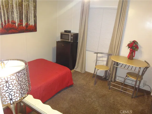 800 S Palm Avenue B, Hemet, California 92543