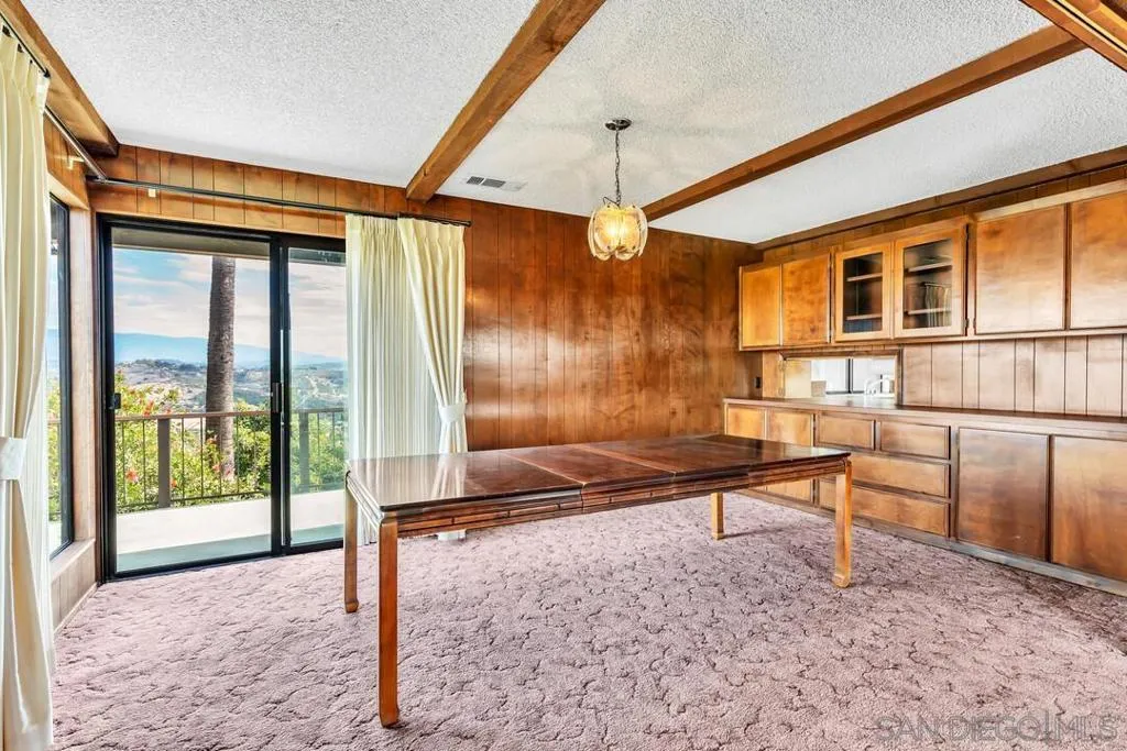 30311 Circle R Lane, Valley Center, California 92082 home-pic-15