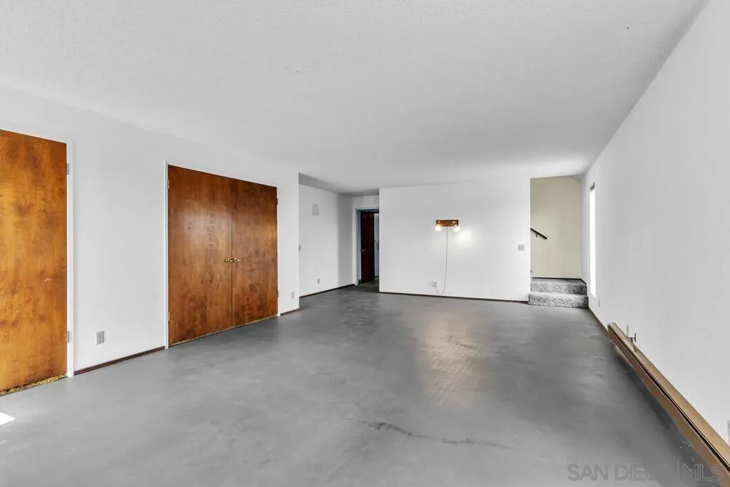 30311 Circle R Lane, Valley Center, California 92082 home-pic-12