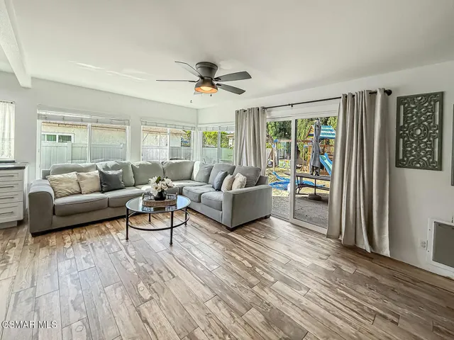 cFamily and Kitchen1