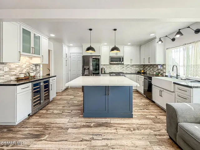 cFamily and Kitchen4