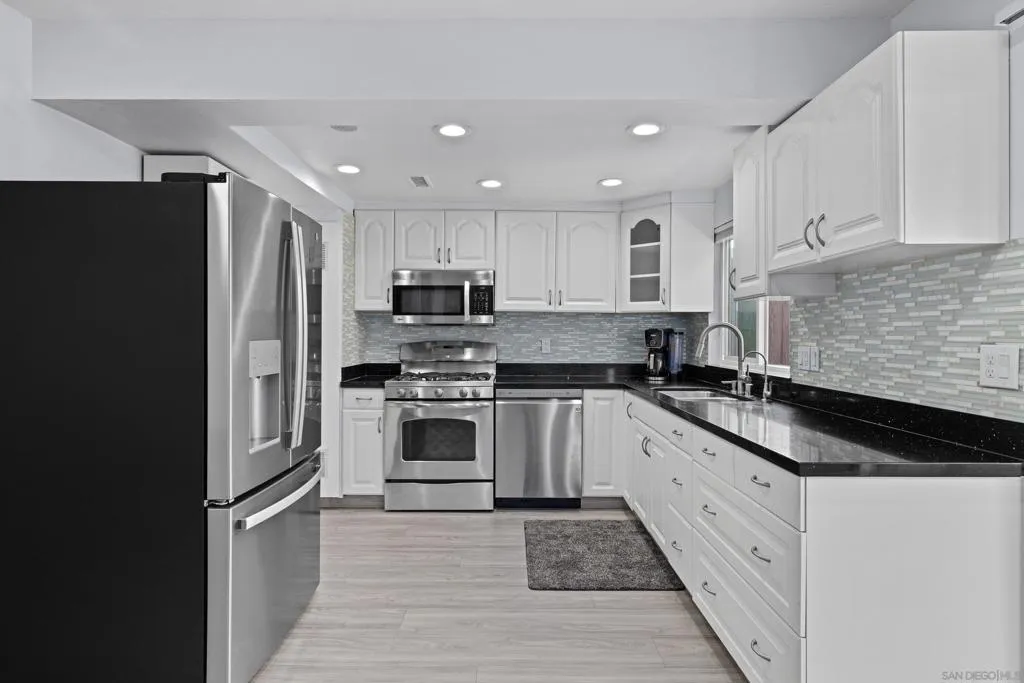 8022 Winter Gardens Blvd C, El Cajon, California 92021 home-pic-7