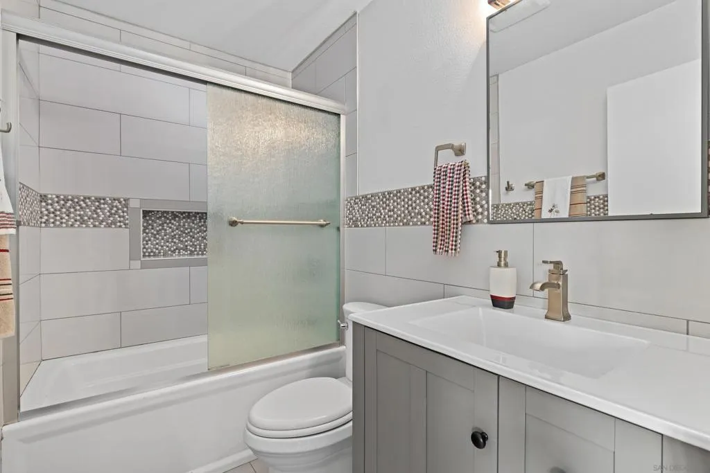 8022 Winter Gardens Blvd C, El Cajon, California 92021 home-pic-21