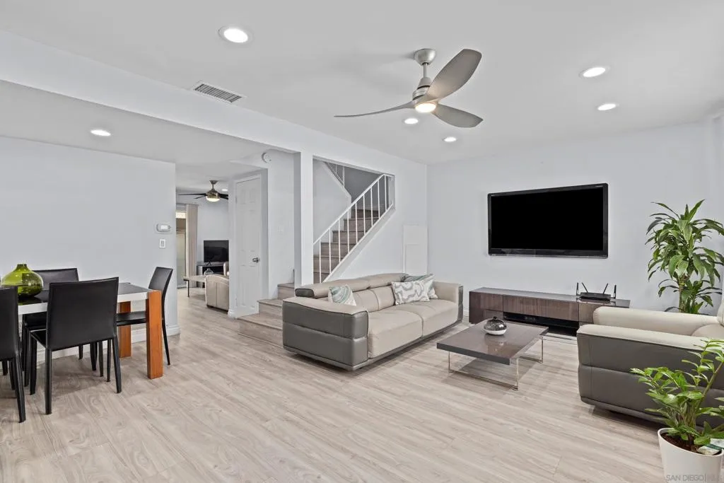 8022 Winter Gardens Blvd C, El Cajon, California 92021 home-pic-2