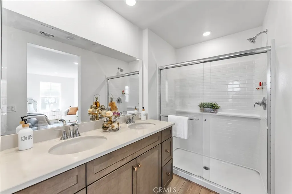 16189 E Preserve Loop, Chino, California 91708 home-pic-9