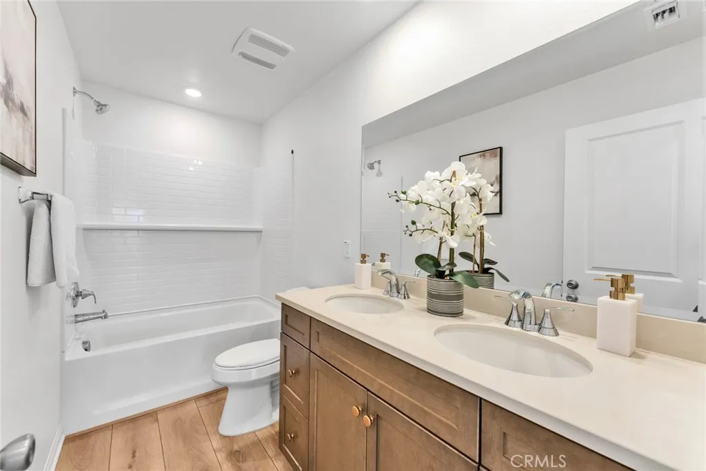 16189 E Preserve Loop, Chino, California 91708 home-pic-12