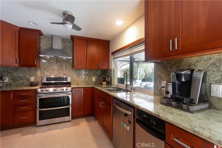 8 Sandpiper, Irvine, California 92604