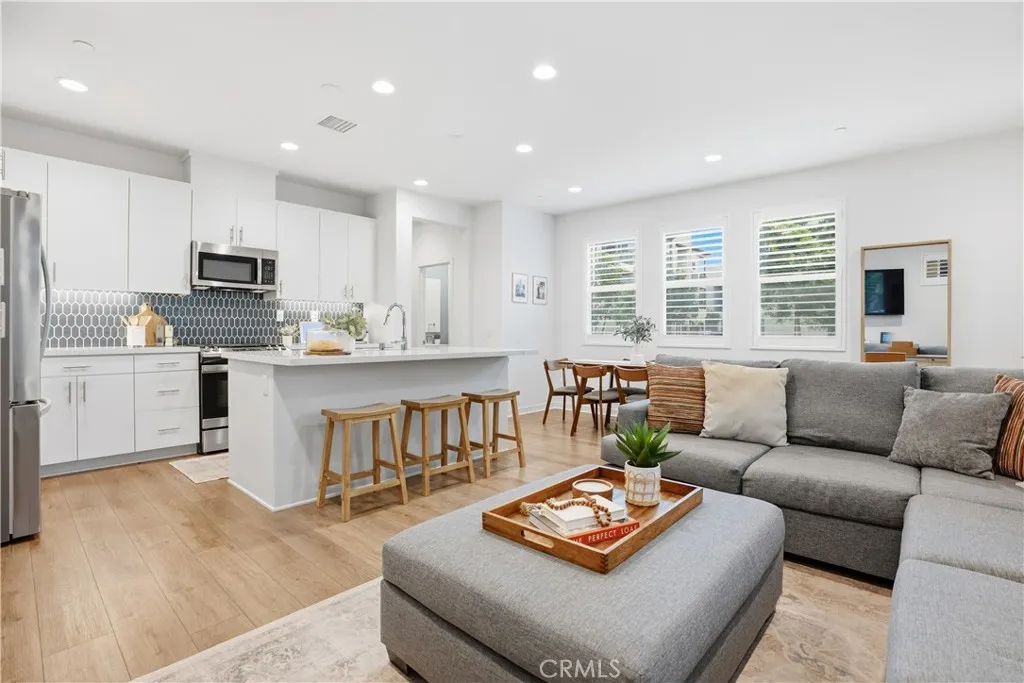 451 Potter Way, Rancho Mission Viejo, California 92694 home-pic-2