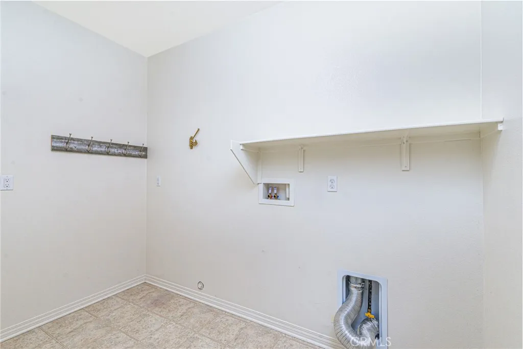 34575 Persian Lilac, Winchester, California 92596 home-pic-29
