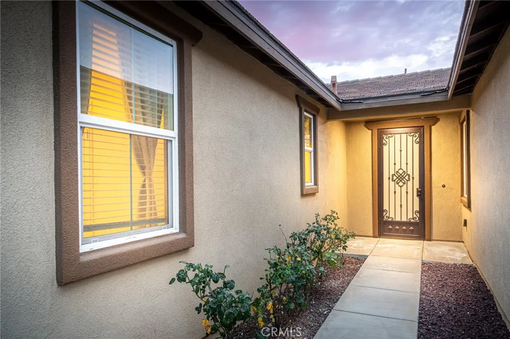 34575 Persian Lilac, Winchester, California 92596 home-pic-3