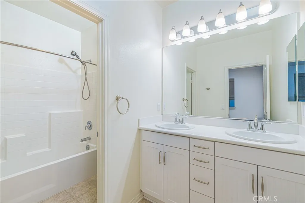 34575 Persian Lilac, Winchester, California 92596 home-pic-22