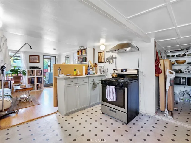 One Bedroom back house