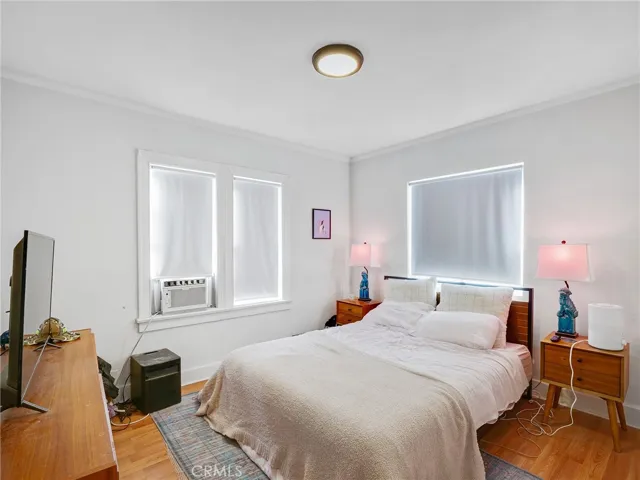 Front 1 bedroom bedroom