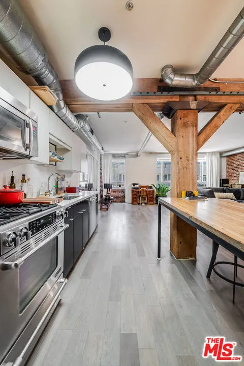 527 Molino Street 206, Los Angeles, California 90013 home-pic-9