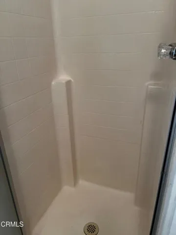Shower Primary