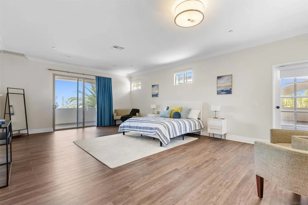 1280 Santa Fe Dr, Encinitas, California 92024 home-pic-3
