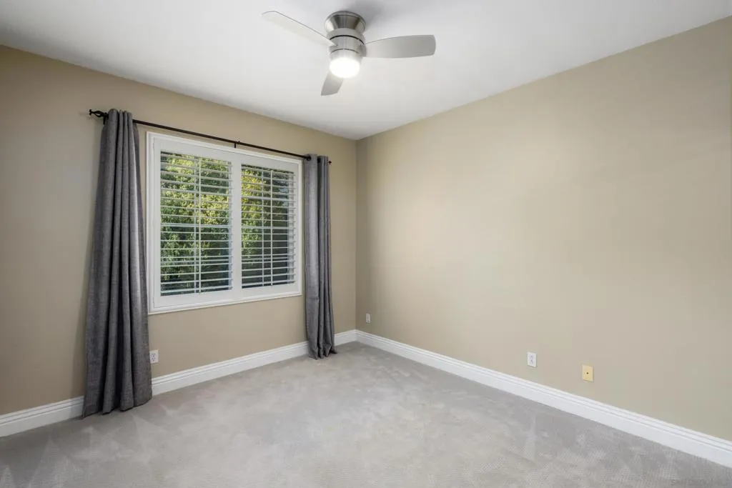 6077 Firwood Row, San Diego, California 92037 home-pic-26