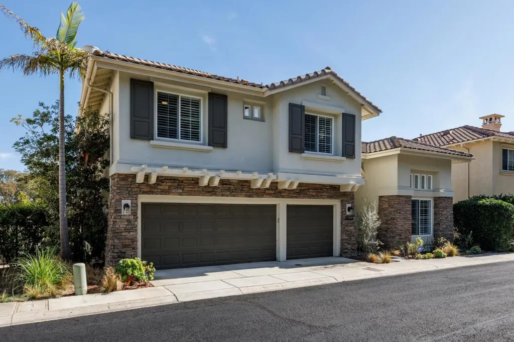 6077 Firwood Row, San Diego, California 92037 home-pic-1