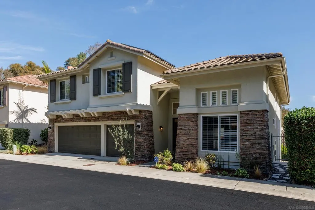 6077 Firwood Row, San Diego, California 92037 home-pic-2